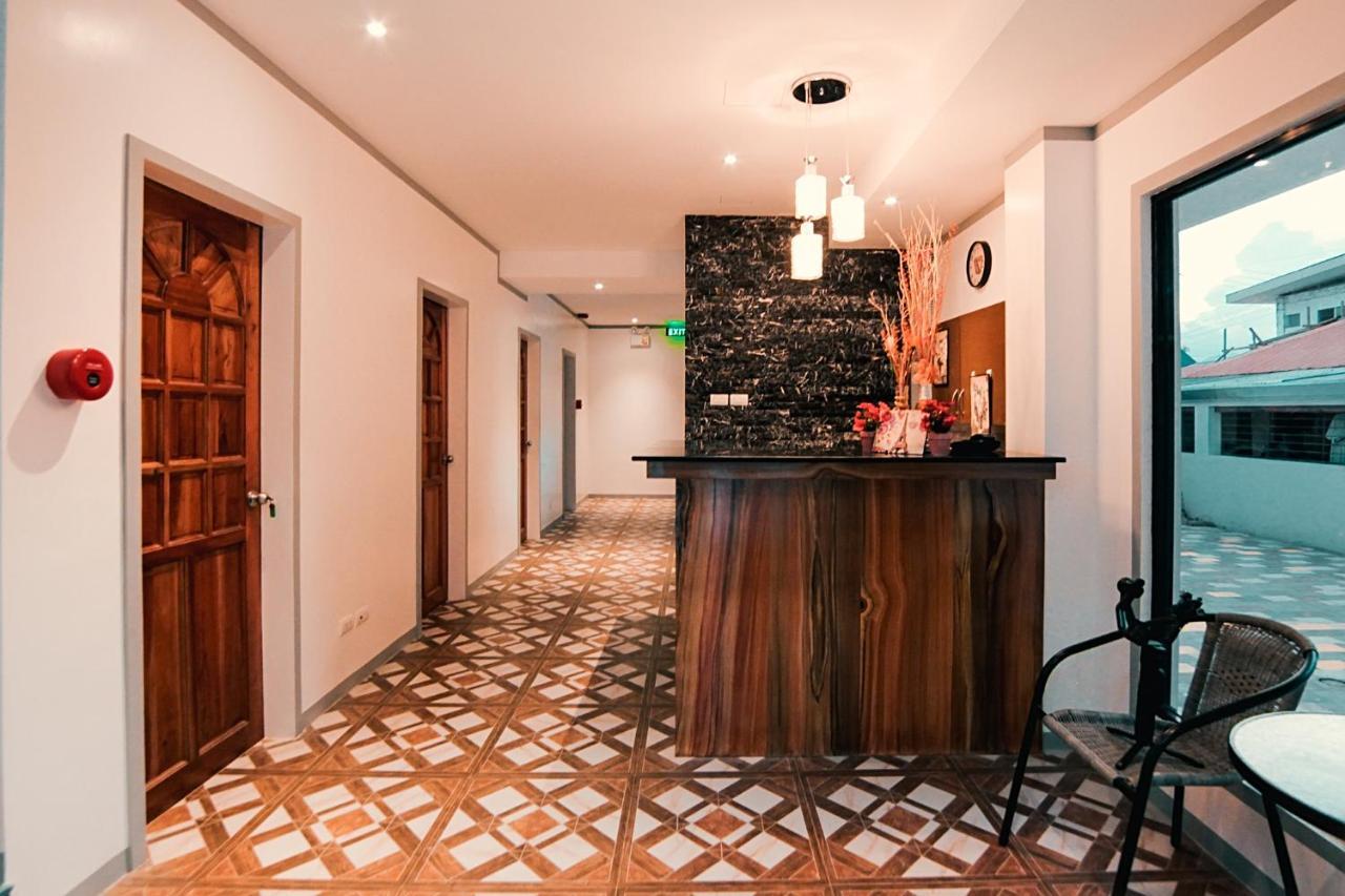 Kingswick Residences & Lodge Dumaguete City Екстер'єр фото